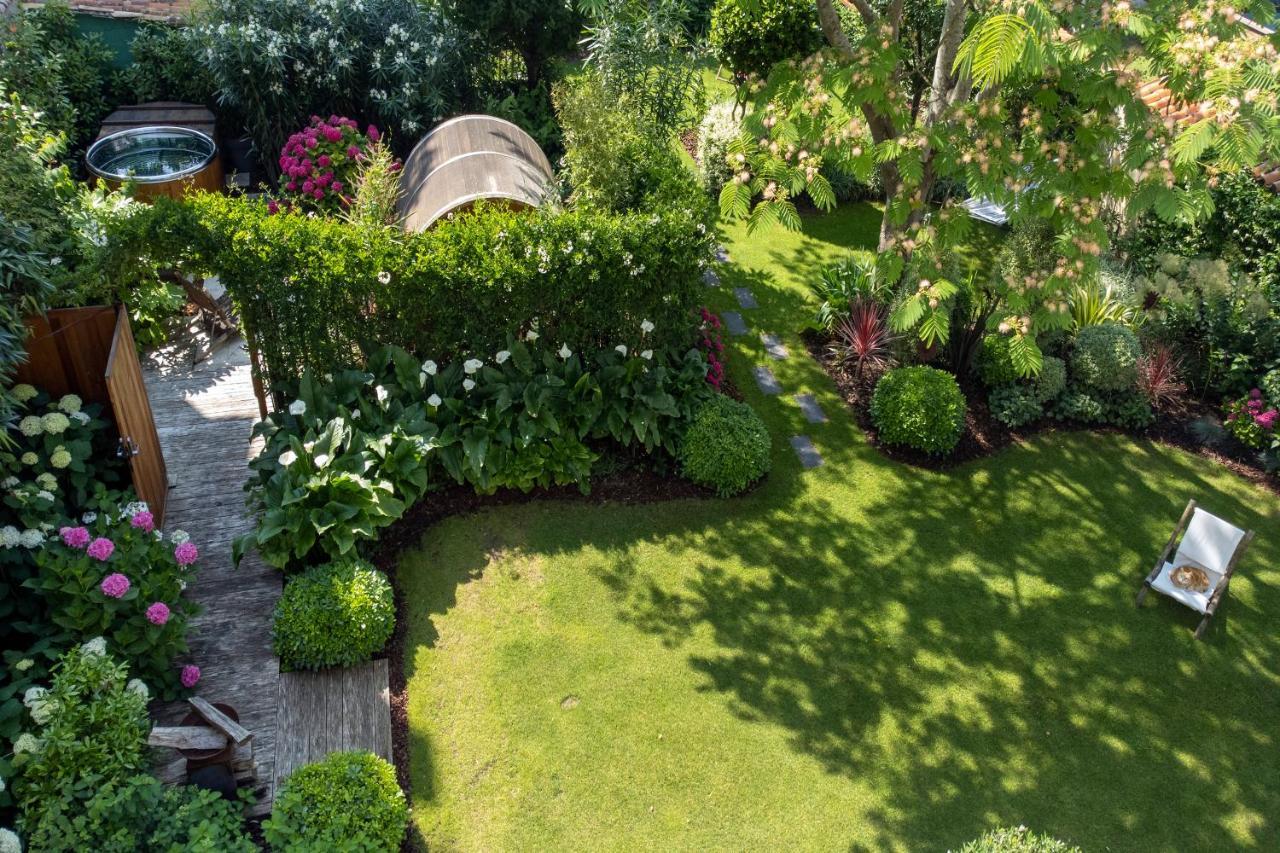 Escale Rochelaise B&B, Spa Bain Nordique Et Sauna Tonneau La Rochelle  Exterior foto